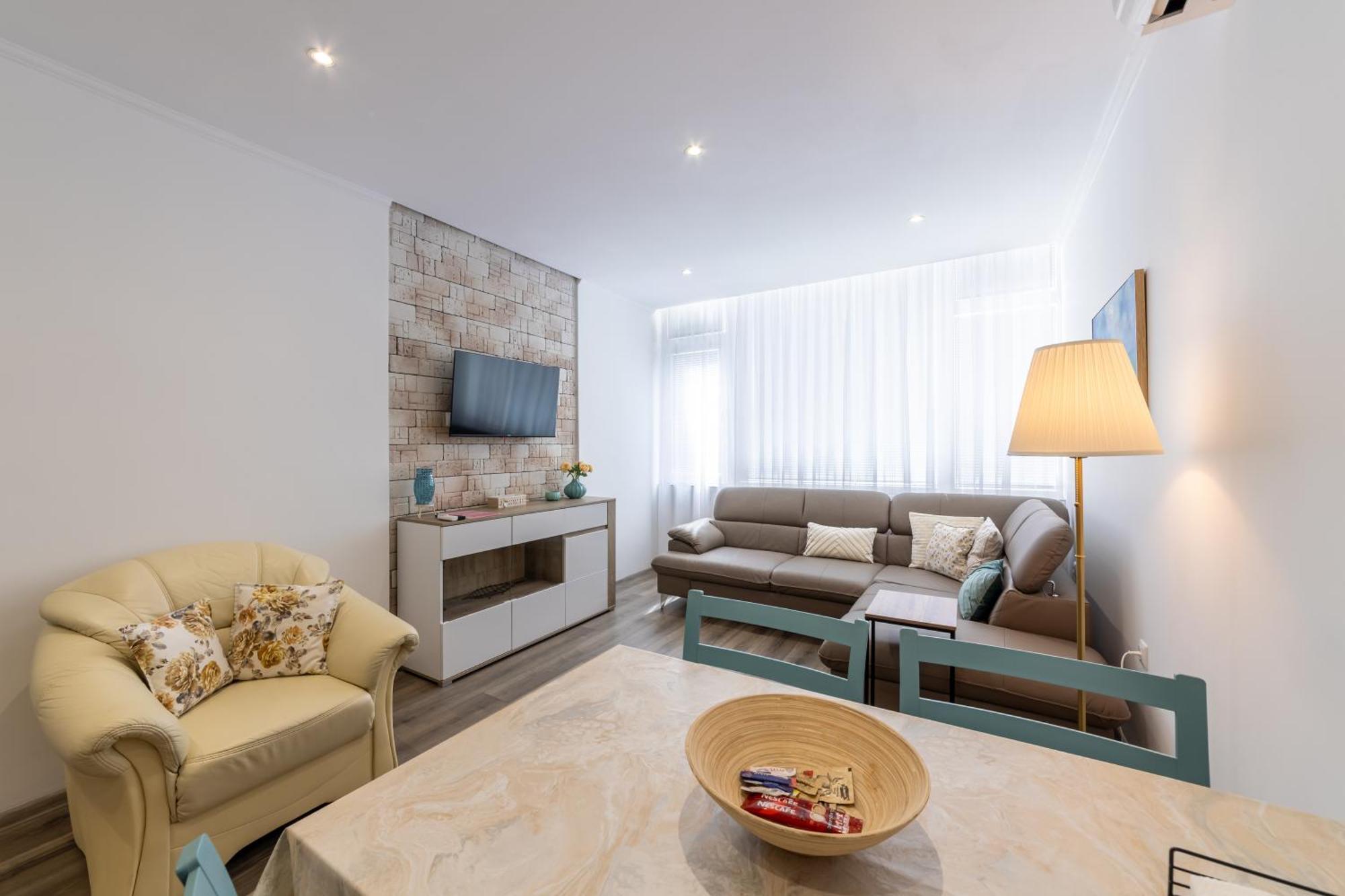 E-Home Apartments Varna Exterior photo